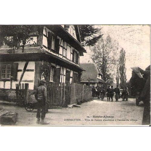 Diefmatten - Type De Maison Alsacienne À L'entree Du Village - Ayant Circulee - Ref 022 654