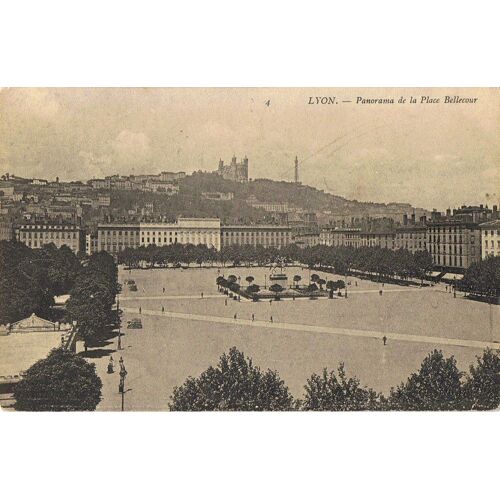 Réf: 576 - Lyon 5e - Panorama De La Place Bellecour, Le Pont De La Feuillée, Fontaine Bartholdi, Basilique De N.-D De Fouvière.
