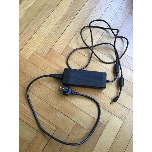Chargeur HP 030802-11