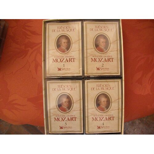 Coffret 4 K7 Audio W.A. Mozart+1 Livret