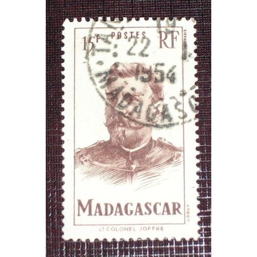 Anciennes Colonies Françaises - Madagascar N° 316 Oblitéré De 1946 - 15f Brun-Lilas « Lt-Colonel Joffre »