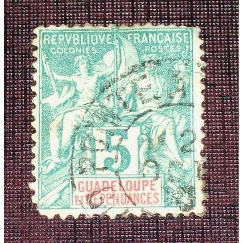 Anciennes Colonies Françaises - Guadeloupe N° 30 Oblitéré De 1892 (Avec Défaut) - 5c Vert