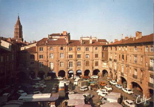 Montauban, La Place Nationale (Ref 3364)