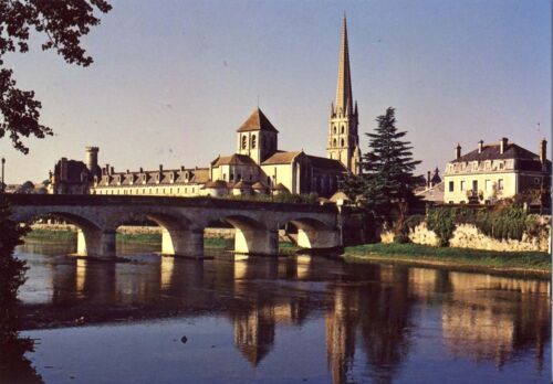 Saint Savin Sur Gartempe, L'église Ancienne, Abbaye Et Le Pont Sur La Gartempe (Ref 86.246.047)