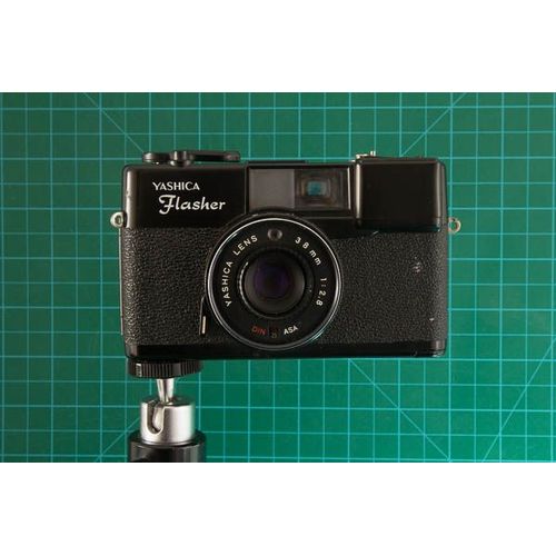 YASHICA FLASHER