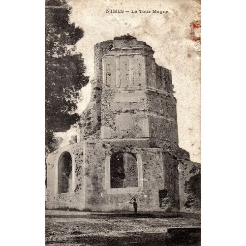 Carte Postale Ancienne, France, Gard ( 30 ), Nimes, La Tour Magne - Oblitération Du 14/08/1908