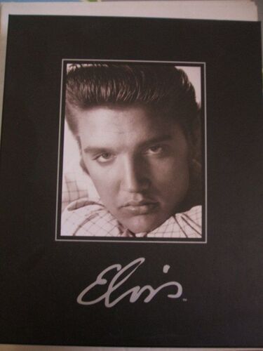 Boite Elvis + Magazine + Poster + Reproductions De Documents Authentiques