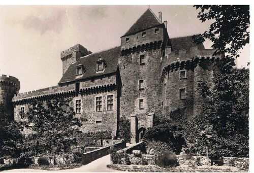 46. Château De Castelnau-Bretenoux. Fondation Jean Mouliérat