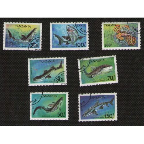7 Timbres Tanzania Requins Et Poissons