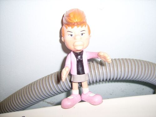 Figurine Nadia (Titeuf) - 9 Cm