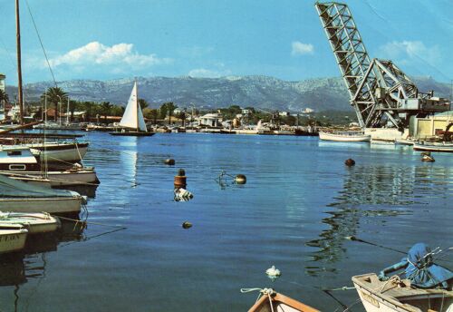 Carte Postale N° 996 La Seyne - 83 - Var Son Port Et Son Pont Mobile - Cate Ecrite Editions Gay Soleil