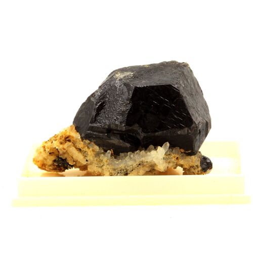 Sphalerite (Blende). 240.5 Ct. La Unión, Murcia, Espagne.