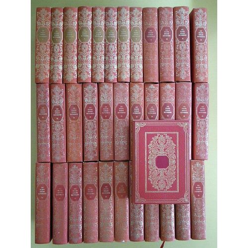 Les Grands Romans Historiques- 36 Volumes.