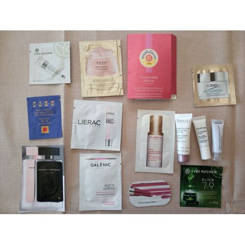 Lot De 14 Cosmetiques