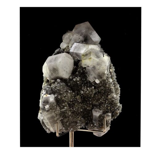 Calcite, Pyrite, Fluorite. 1168.0 Ct. El Hammam Mine, Meknès, Maroc.