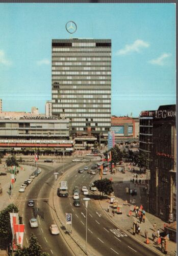 Carte Postale De Berlin (Allemagne) Kürfurstendamm Et Vue Sur L' Europa Center En 1975