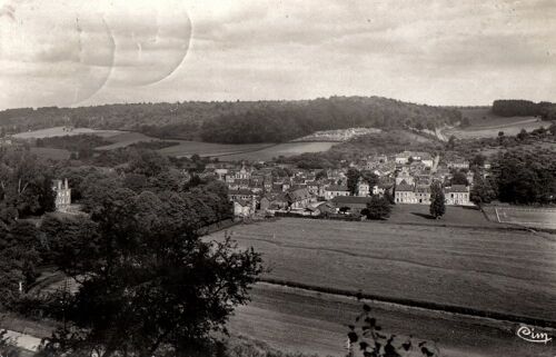 Carte Postale Ancienne, France, Seine Maritime ( 76 ), Monville, Vue Générale - Oblitération Du 21/07/1953