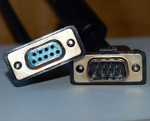 Câble Série DB9-Mâle / DB9-Femelle modem - Longueur 1 m Avec Anti-Parasites