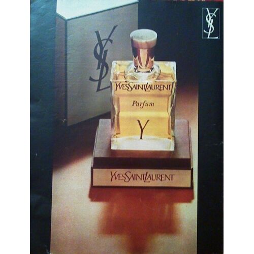 Publicite Ancienne (Mai 1972) Pour Le Parfum " Y " De " Yves Saint Laurent "