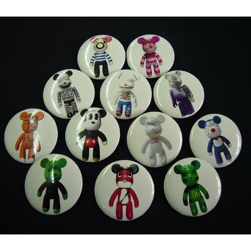 12 Pcs - Un Lot De Pins Collection De Mini Ours Signé Kawai