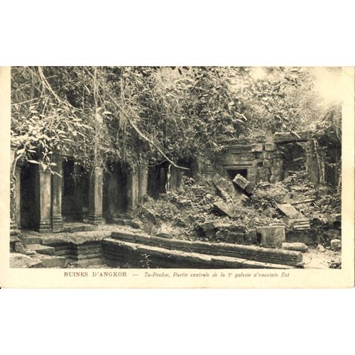 Ruines D'angkor : Ta-Prohm, Partie Centrale De La 3ème Galerie D'enceinte Est (Ref 031)
