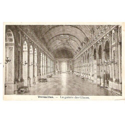 Versailles, La Galerie Des Glaces N&b