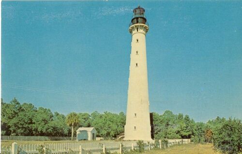 Hunting Island Lighthouse (Phare De L'île Hunting), Coastel South Carolina (Photo Par Ernest Ferguson)