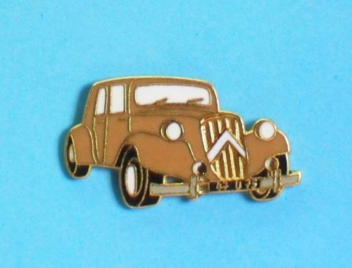 15897 // 1 Pin's : Citroën Traction Avant 15-Six