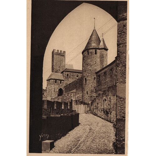Carte Postale Ancienne, France, Aude ( 11 ), Carcassonne, L'avant Porte Et La Tour De La Justice - Texte Du 05/07/1939