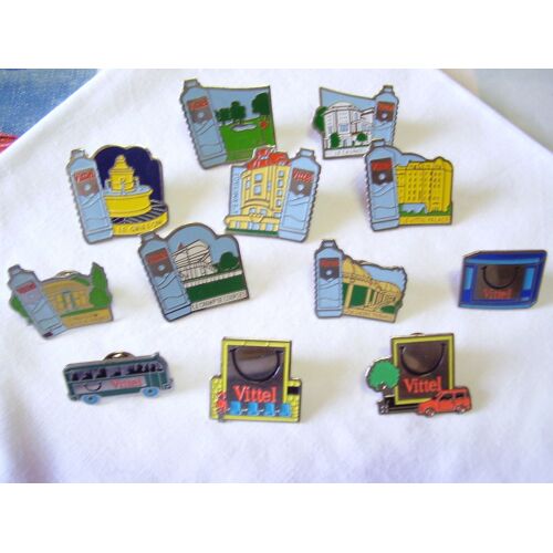 Pin's Vittel ( Lot De 12)