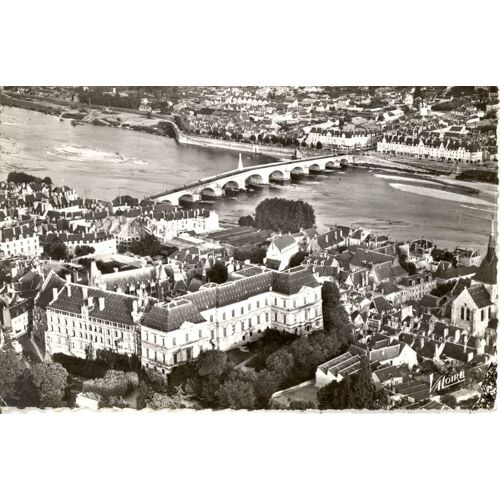 Blois . " Vue Aérienne ".Loir Et Cher . 1960