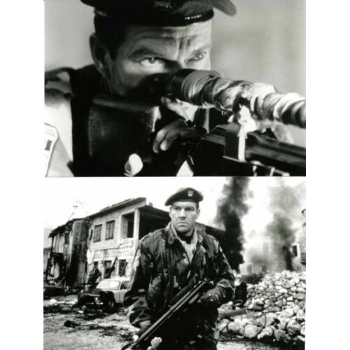 Savior - Dennis Quaid - Photo De Presse Argentique Noir Et Blanc - Format 13x18 Cm