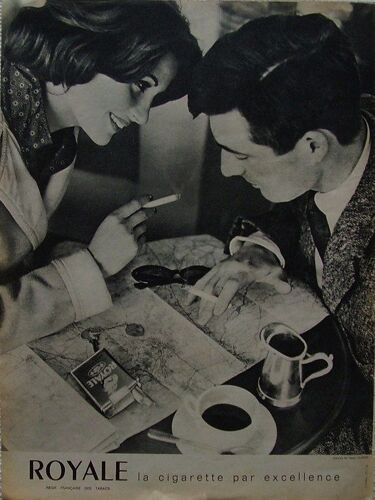 Publicite Ancienne Pour Les Cigarettes " Royale " De 1960