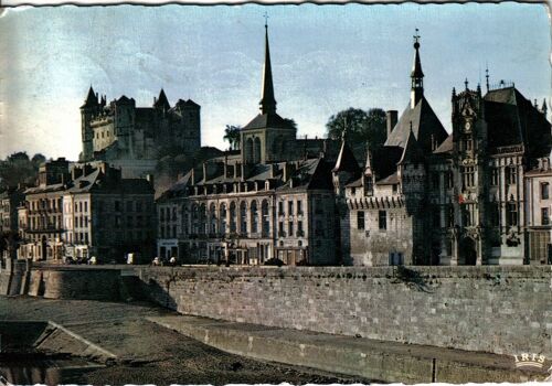 Carte Postale, France, Maine Et Loire ( 49 ), Saumur, L'hôtel De Ville Et Le Château - Oblitération Du 10/07/1959