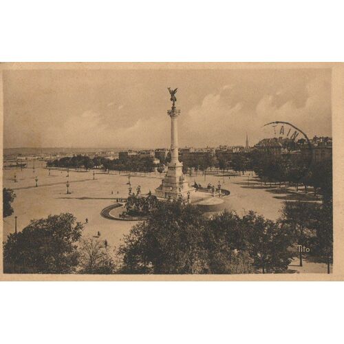 Carte Postale - Bordeaux - La Place Des Quinconces