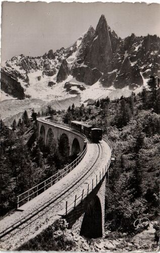 Carte Postale, France, Rhone Alpes, Haute Savoie ( 74 ), Chamonix, Le Chemin De Fer De Montenvers Et L'aiguille Du Dru - Oblitération 1954