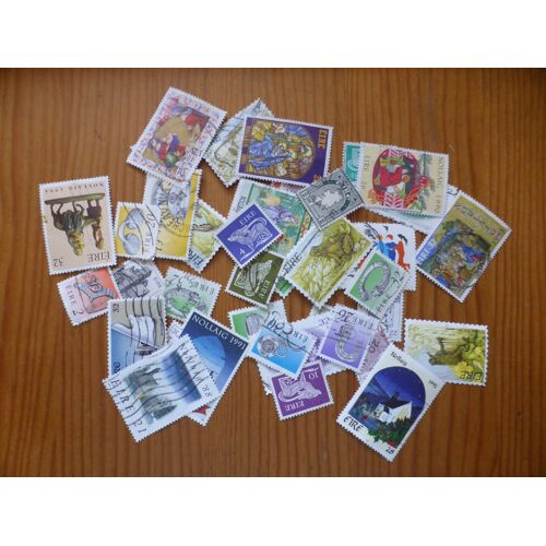 Plus De 40 Timbres Oblitérés DIrlande (2e Lot)