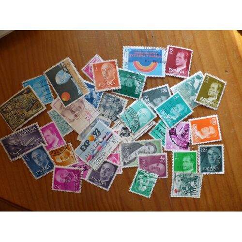 Plus De 40 Timbres Oblitérés DEspagne