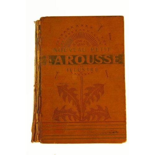 Nouveau Petit Larousse Illustré