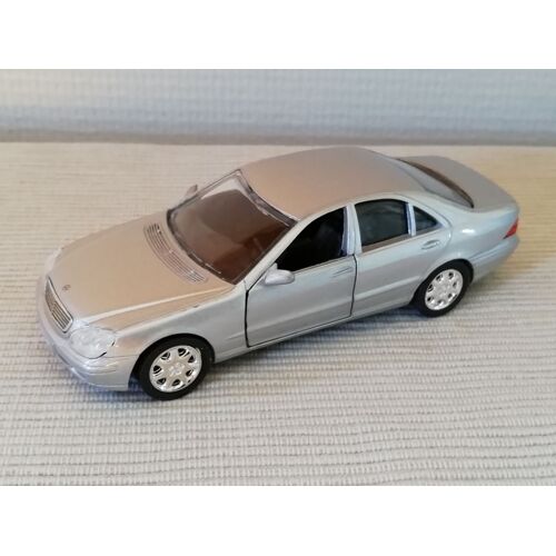 Voiture Mercedes Classe S 1/43-Grell