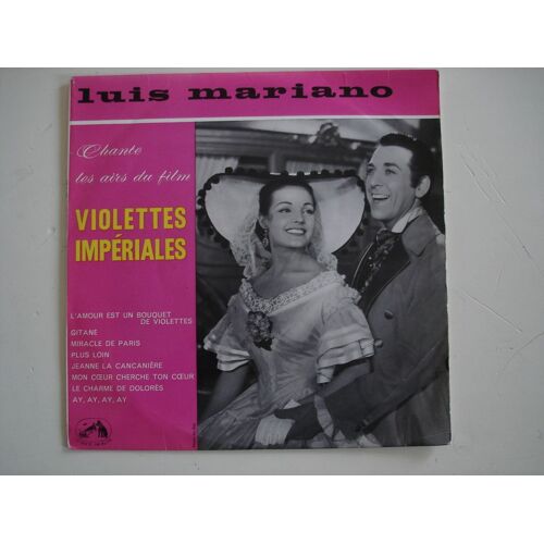 Chante Les Airs Du Film "Violettes Impériales