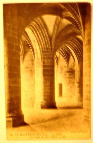 Carte Postale Ancienne Manche Le Mont Saint Michel  L Abbaye La Crypte Des Gros Piliers