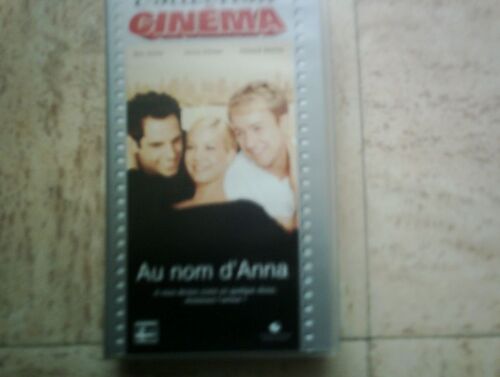 Au Nom D'anna