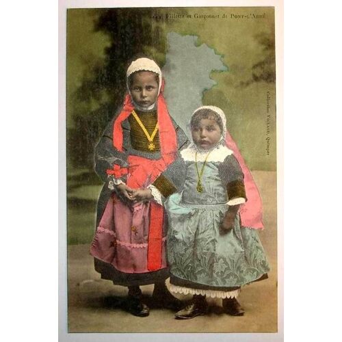 Carte Postale Ancienne Coloree Bretagne Fillette Et Garconnet De Pont L Abbe
