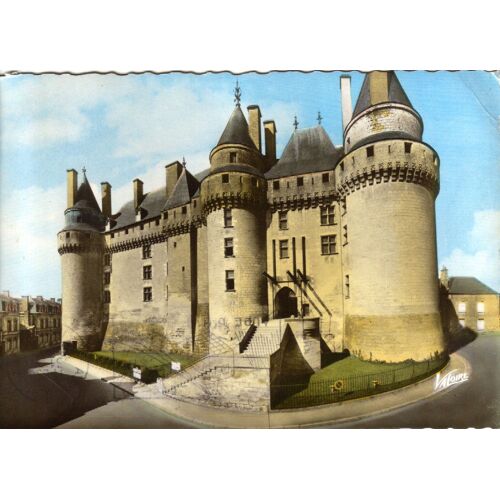 Langeais Le Châteaux L'entrée