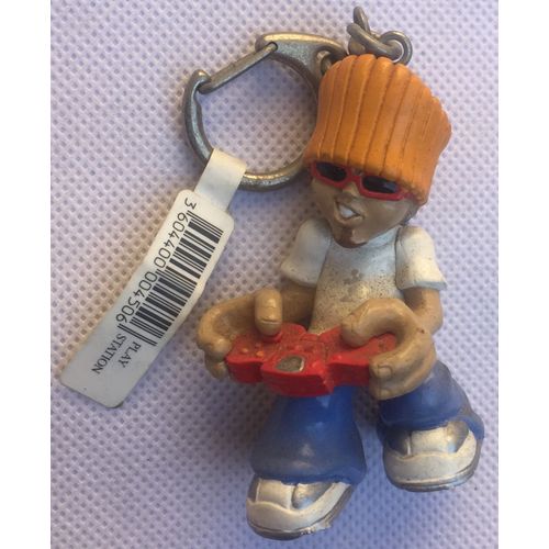 Figurine Porte Clé Joueur De Jeux Vidéo, Manette, Game Boy, Console