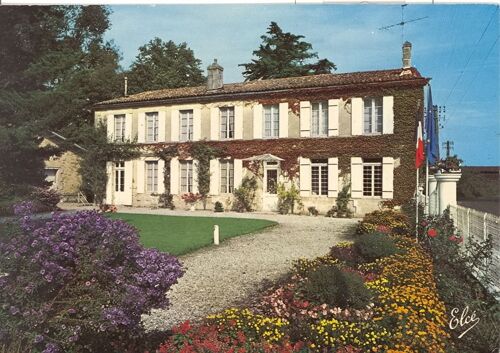 Médoc. " Chateau Poujeaux". Gironde. 1970