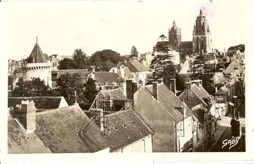 Argentan." Vue Générale Sur Tour Marguerite Et Eglise Saint Germain"( Orne) 1960