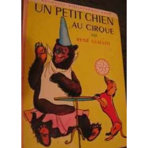 Un Petit Chien Au Cirque