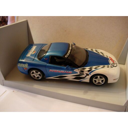 Chevrolet Corvette Pace Car 1999 Daytona – Échelle 1/18, UT Models, Rouge, état Neuf
